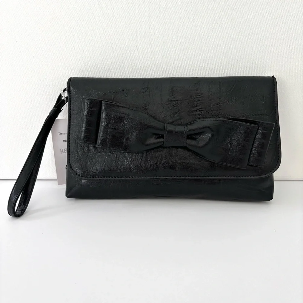 Barr + Barr X Bloomingdale’s Black Bow Clutch NWT Vegan Wristlet Coquette